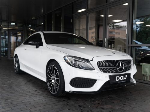 Mercedes-Benz C200