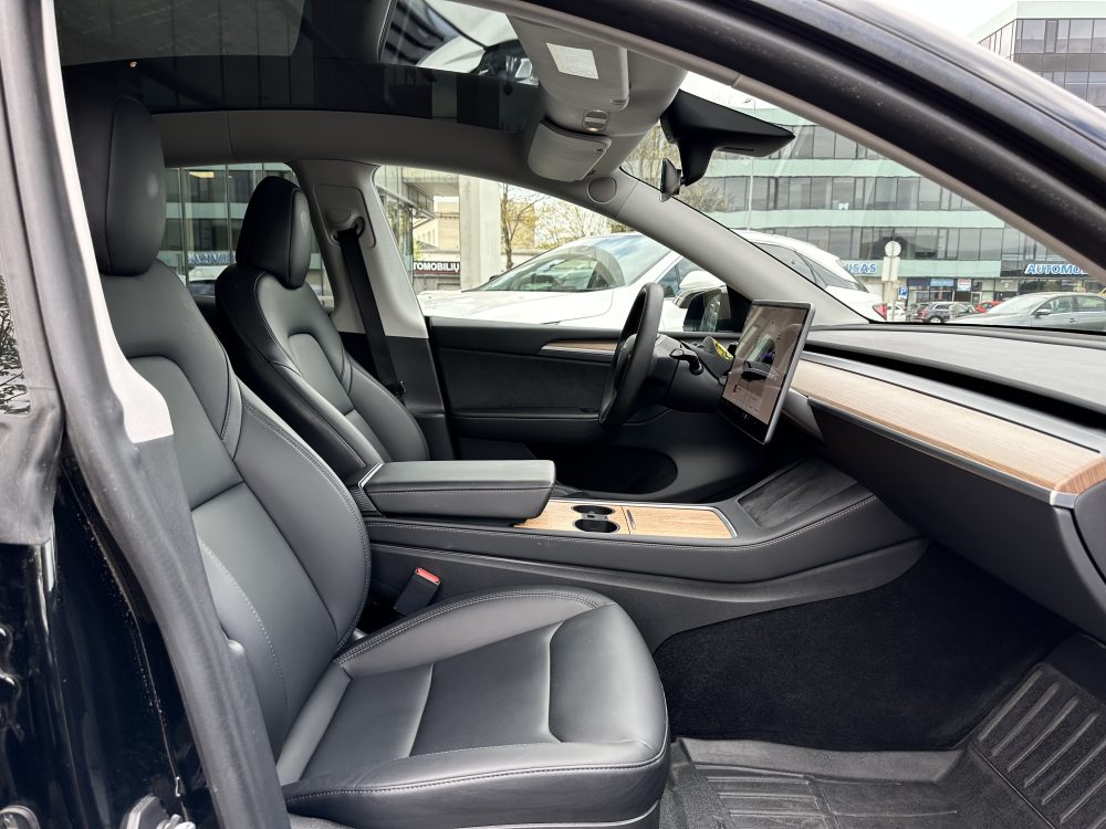 Tesla Model Y Performance