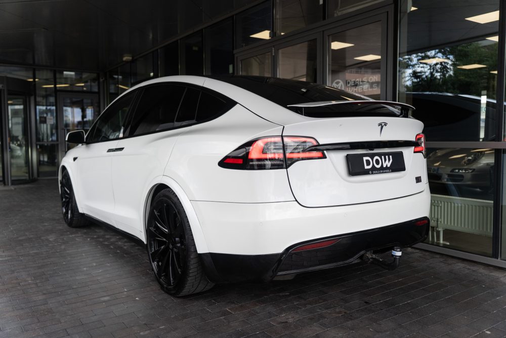 Tesla Model X Plaid