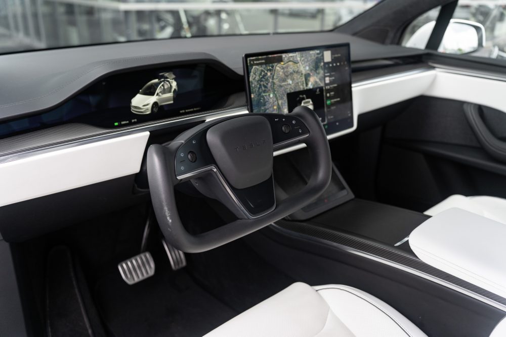 Tesla Model X Plaid