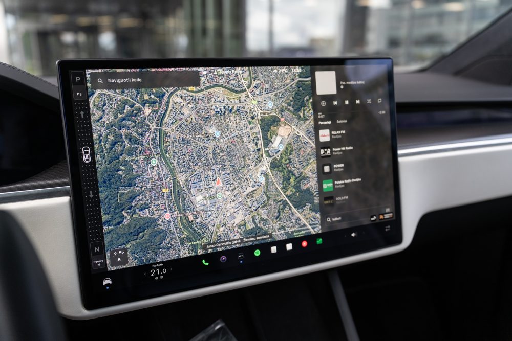 Tesla Model X Plaid