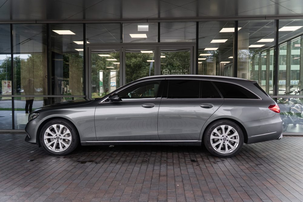 Mercedes-Benz E400