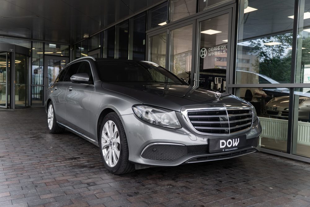 Mercedes-Benz E400