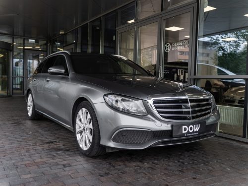 Mercedes-Benz E400