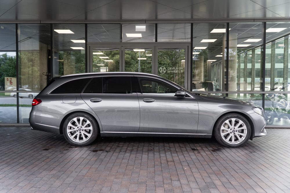 Mercedes-Benz E400