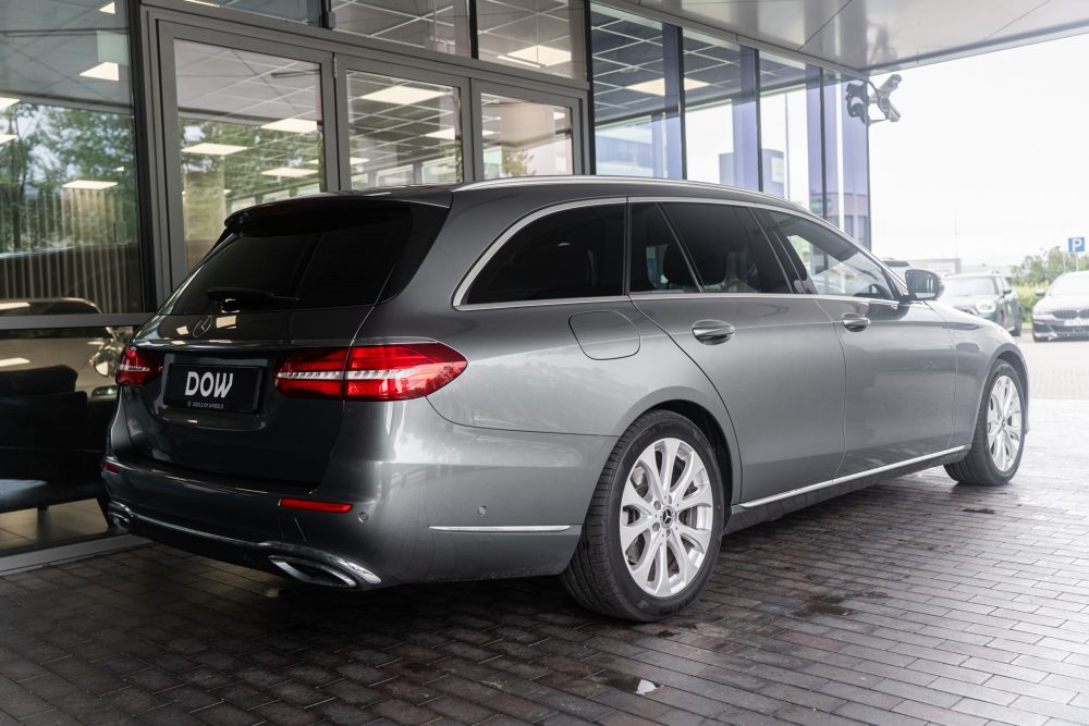 Mercedes-Benz E400