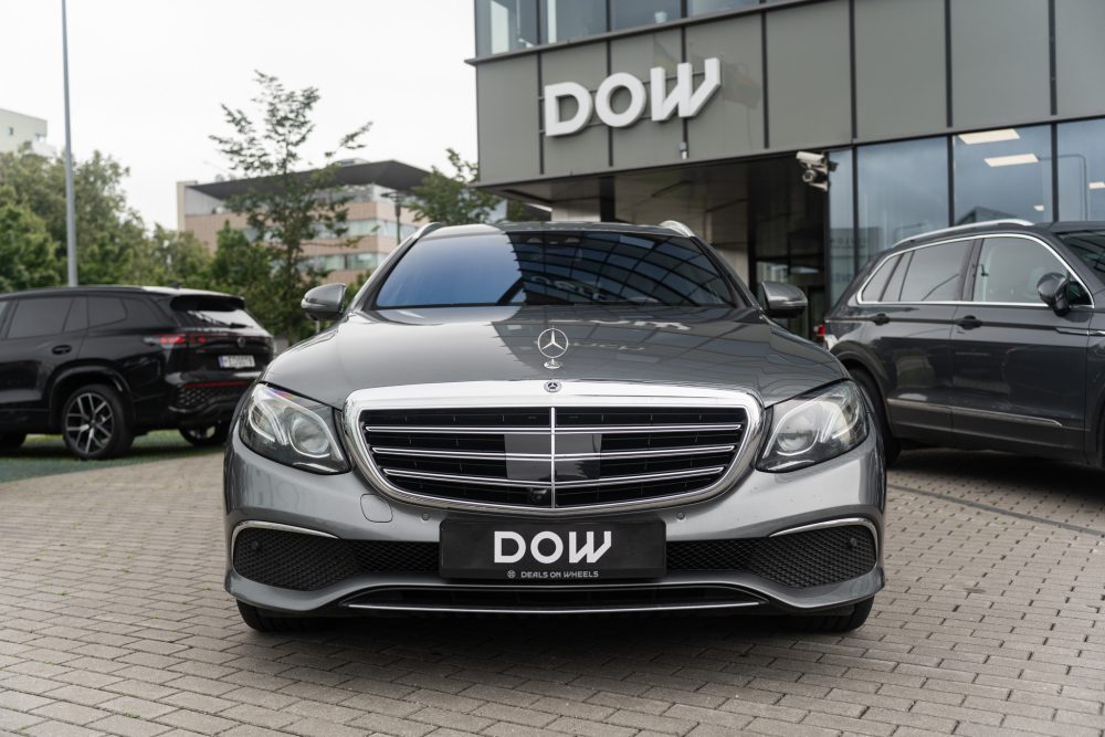 Mercedes-Benz E400