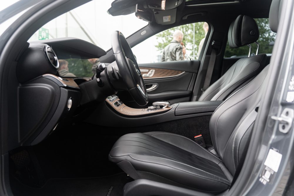 Mercedes-Benz E400