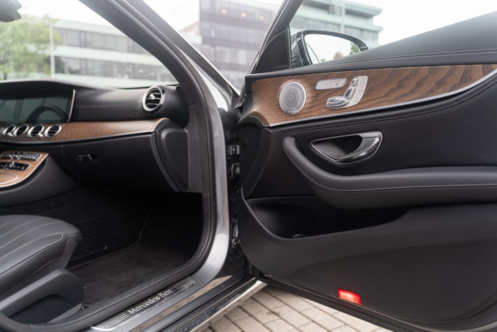 Mercedes-Benz E400