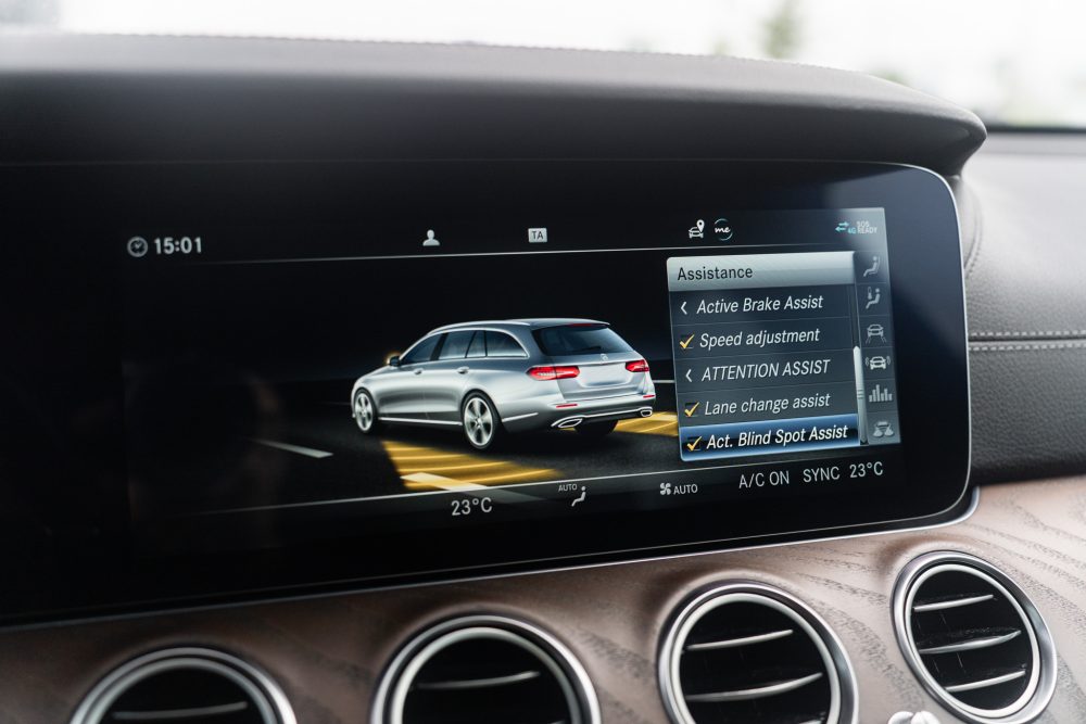 Mercedes-Benz E400