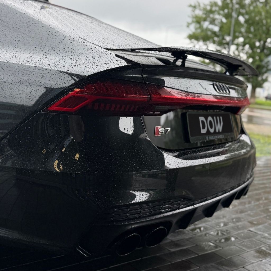 Audi S7 su V6