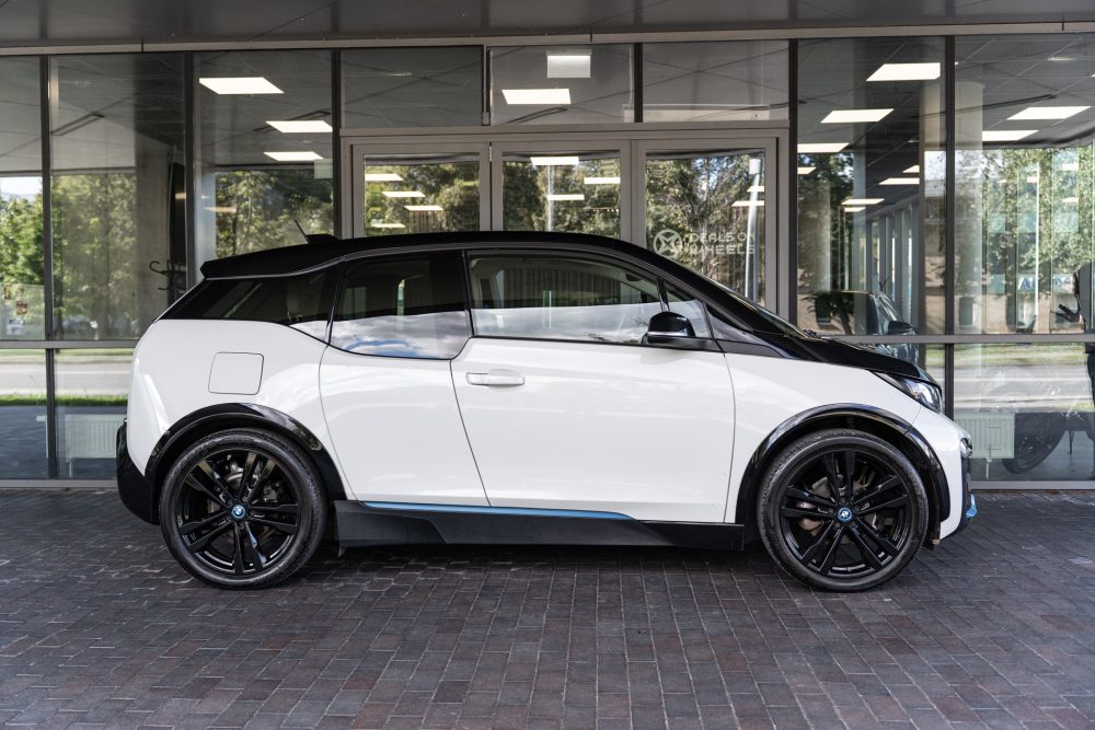 BMW i3s