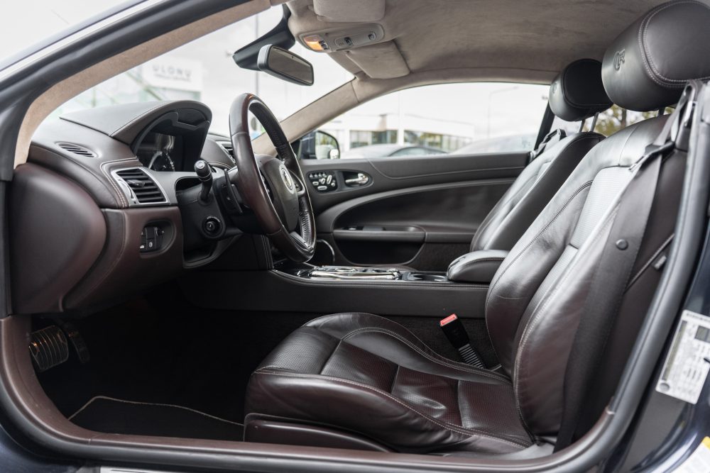 Jaguar XKR