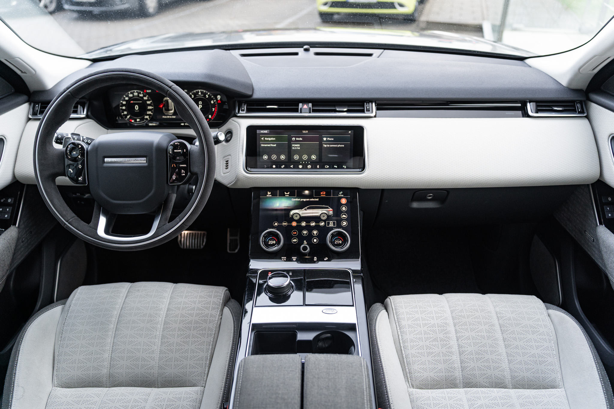 Land Rover Range Rover Velar